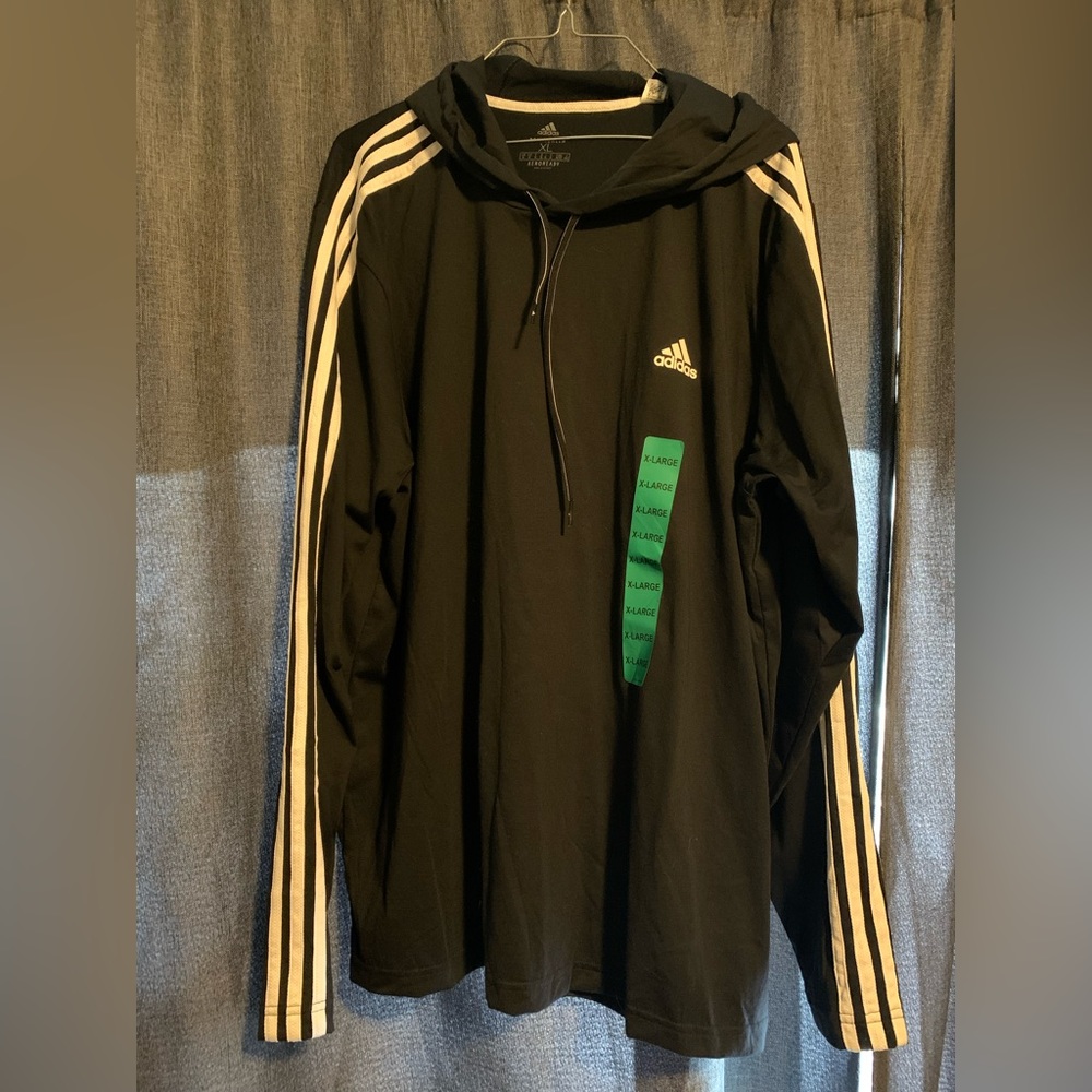 Men’s black adidas lightweight NWT hoodie